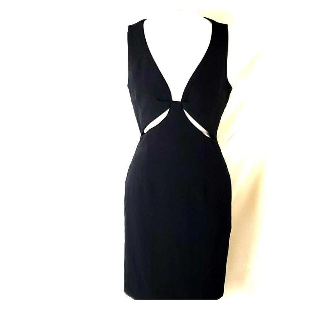 FOREVER 21 CONTEMPORARY Black Knee Length Dress